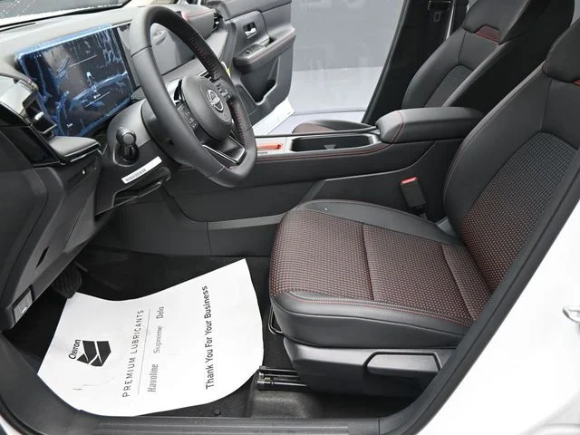 2025 Nissan Kicks SR AWD - Photo 28