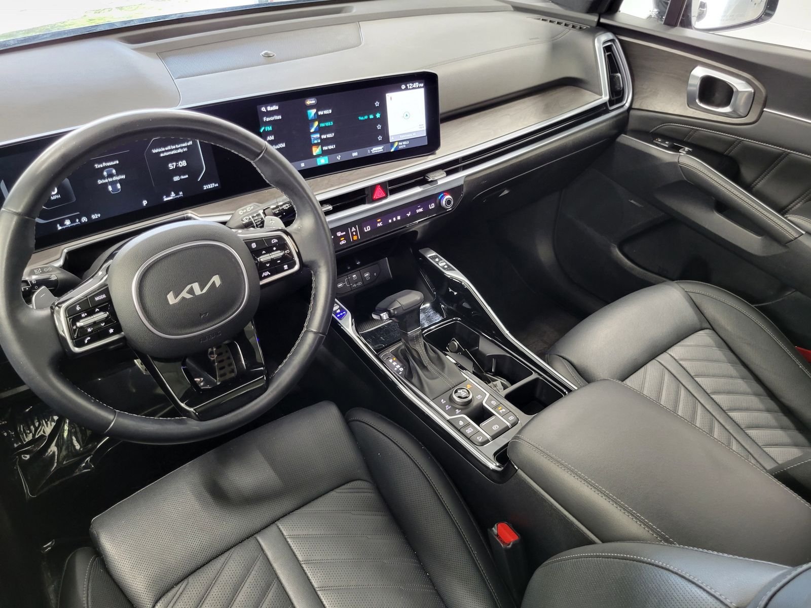 Used 2024 Black Kia X-Pro SX Prestige image 25