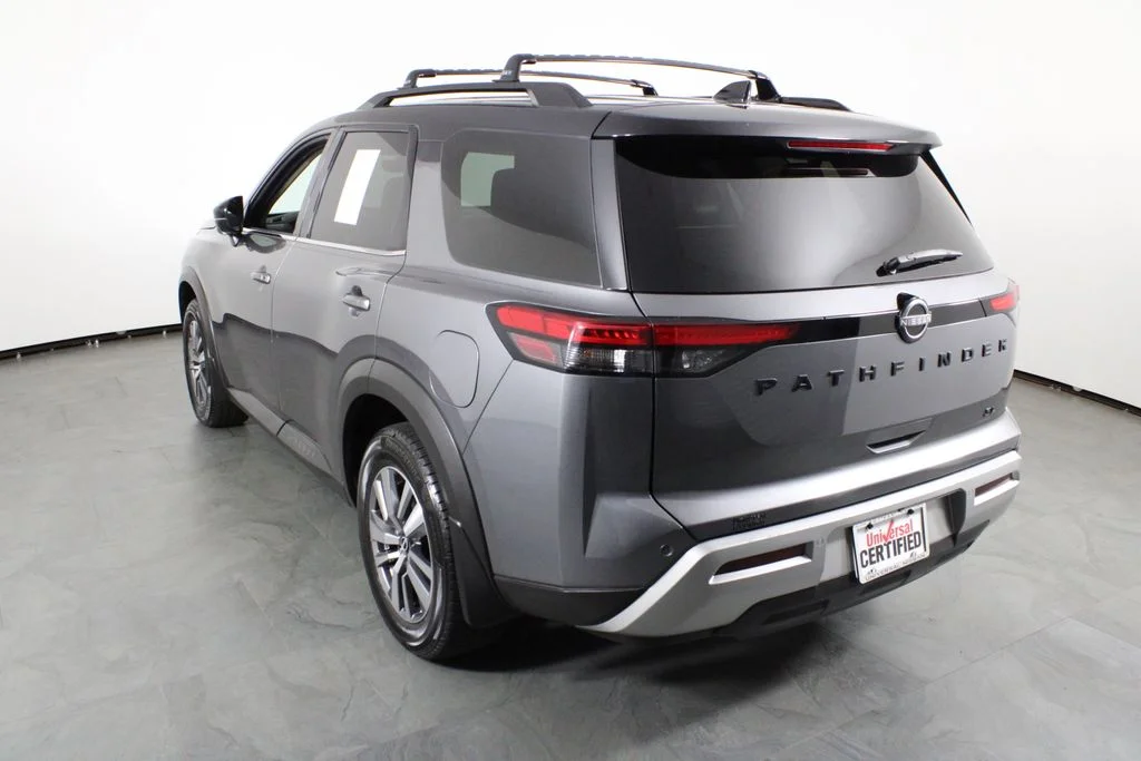 2023 Nissan Pathfinder SL - Photo 16