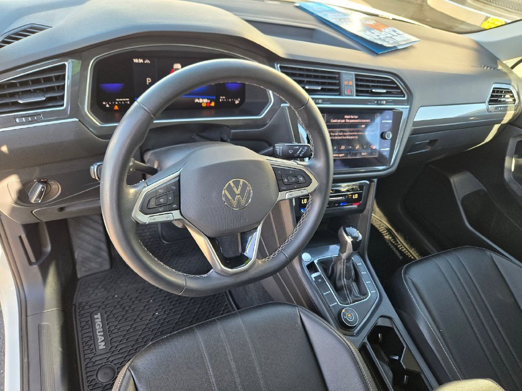 Used 2022 White Volkswagen 2.0T SE image 6