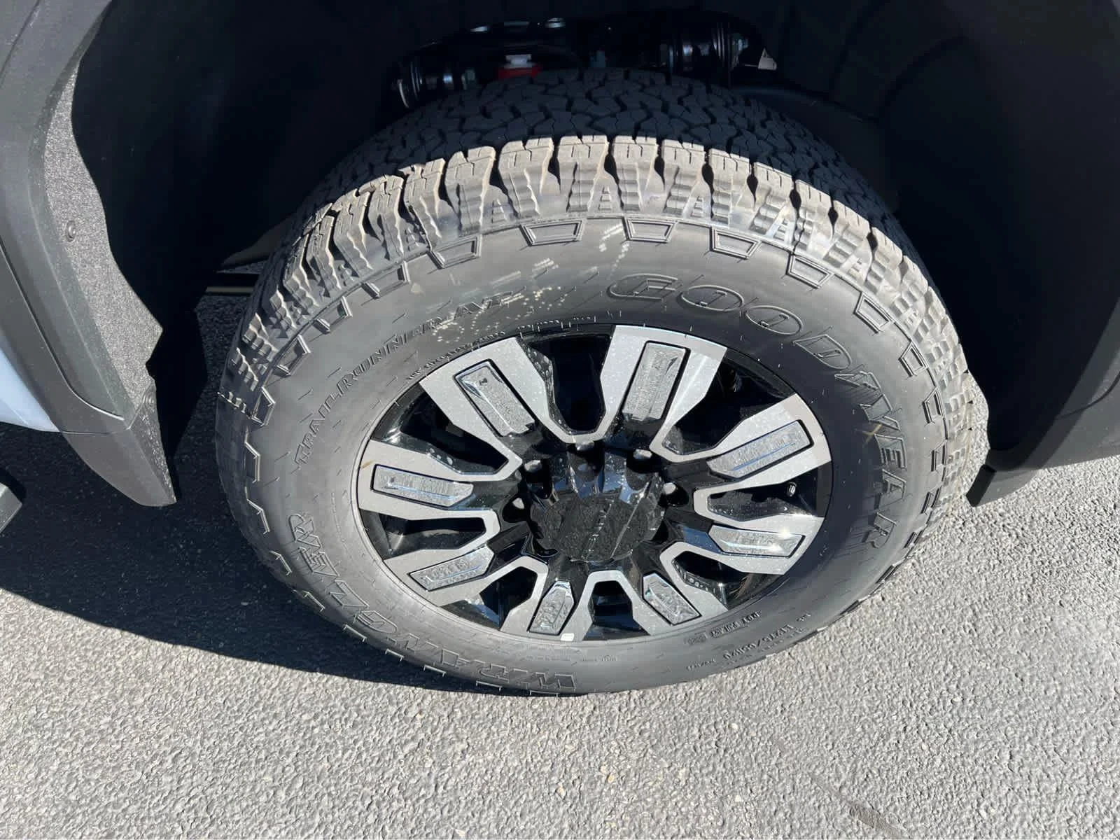 2026 GMC Sierra 3500HD Denali - Photo 10