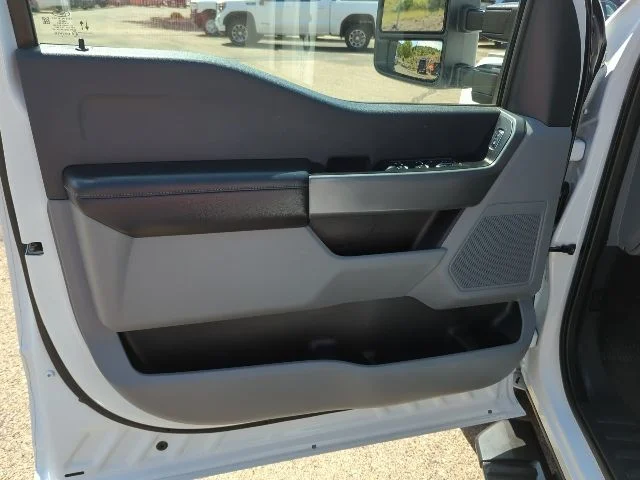 Used 2025 White Ford XLT image 15