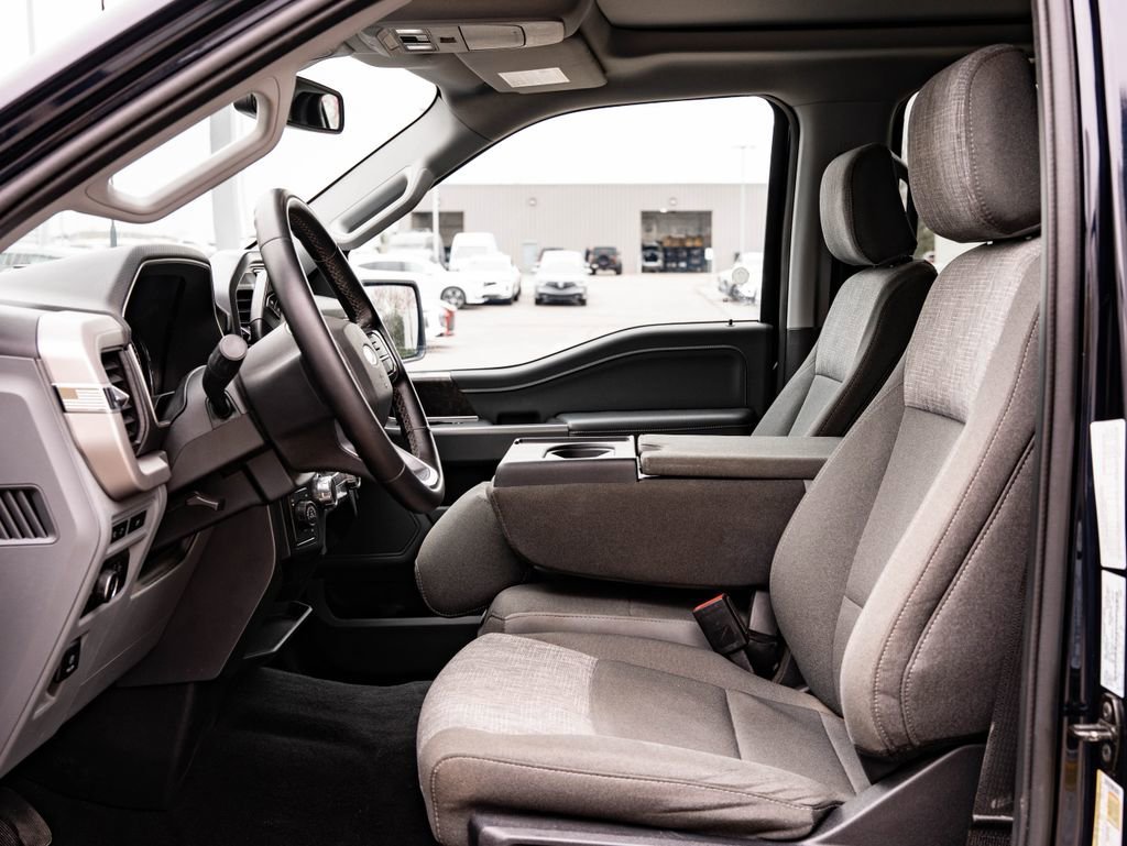 Used 2023 Antimatter Blue Metallic Ford XLT image 23