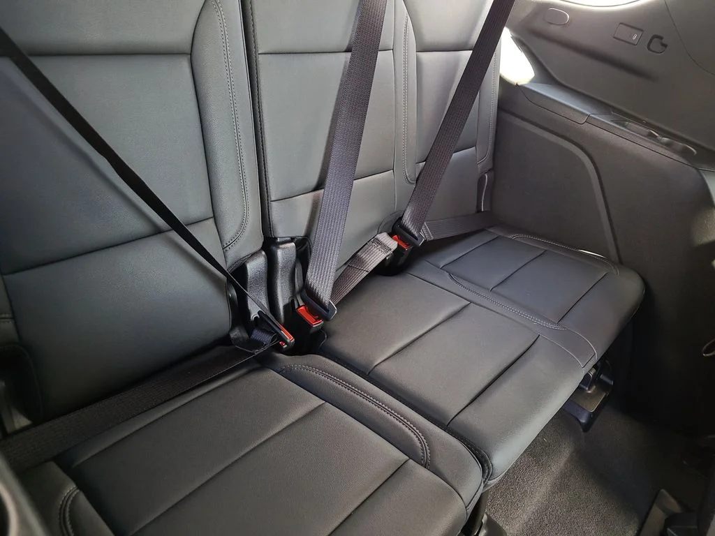 Used 2025 Red Chevrolet Z71 image 15