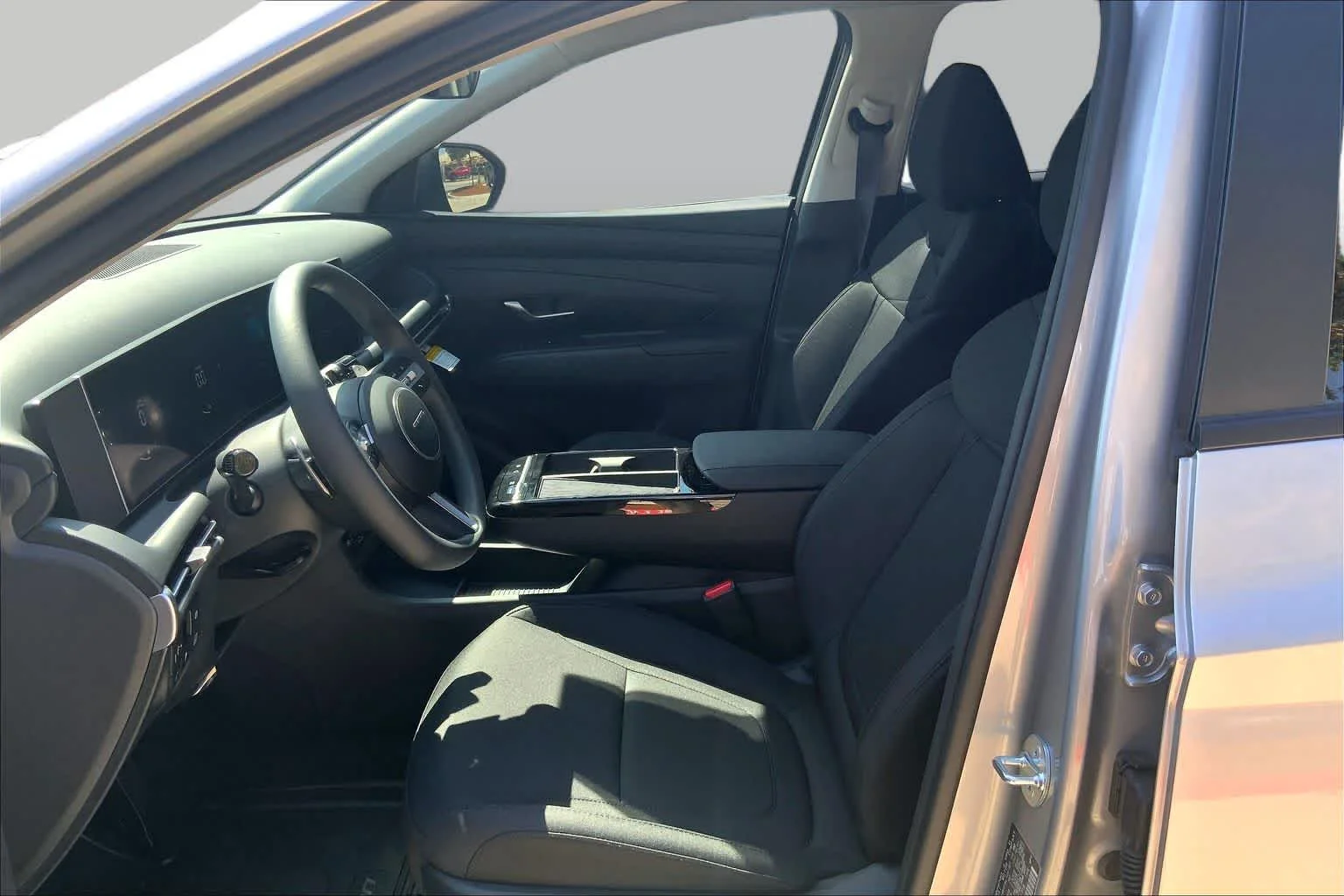 New 2026 Shimmering Silver Hyundai SEL image 7