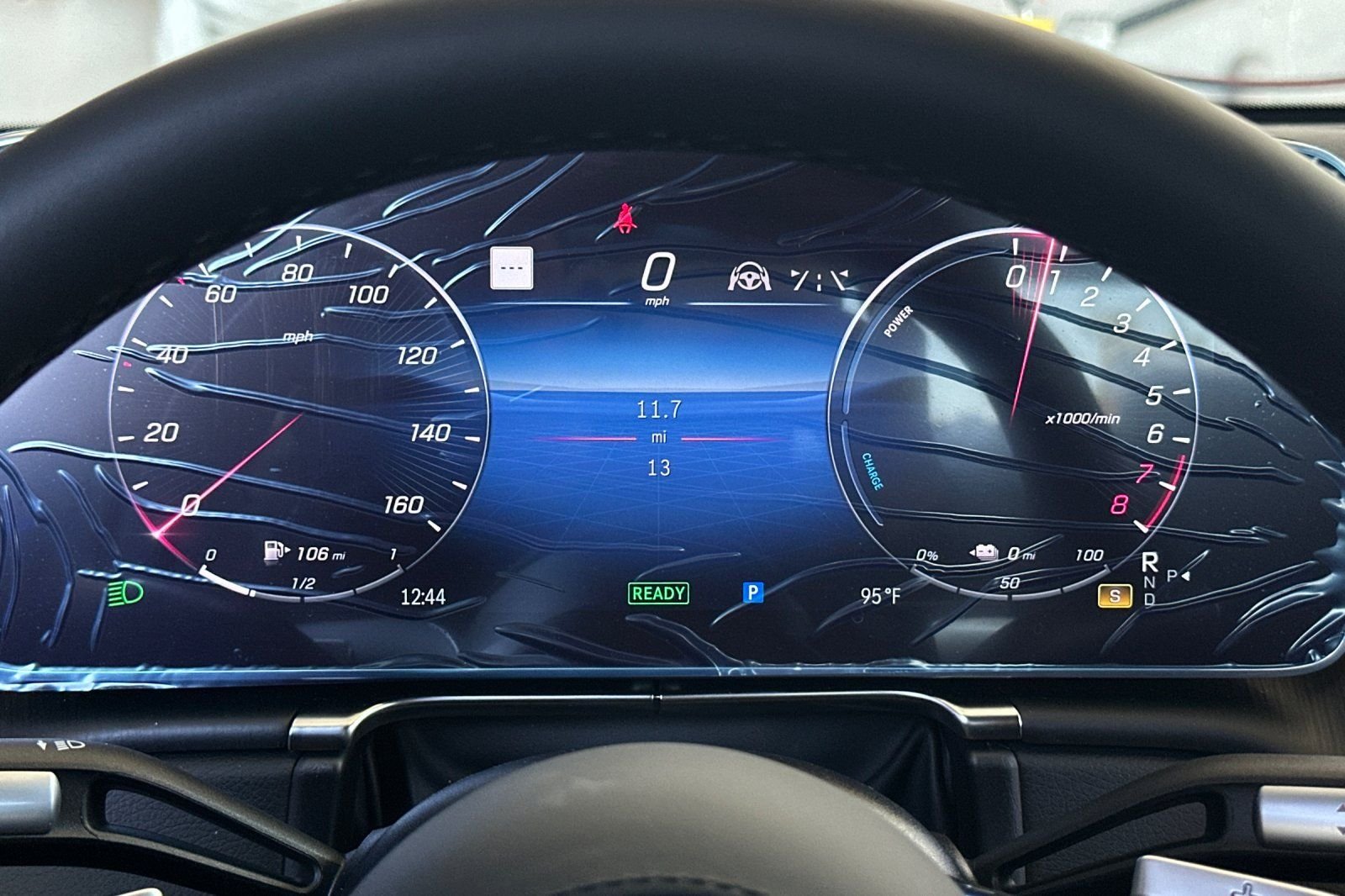 New 2025 Black Mercedes-Benz S 580e image 6