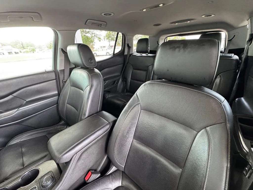 Used 2018 Silver GMC SLT-1 image 14