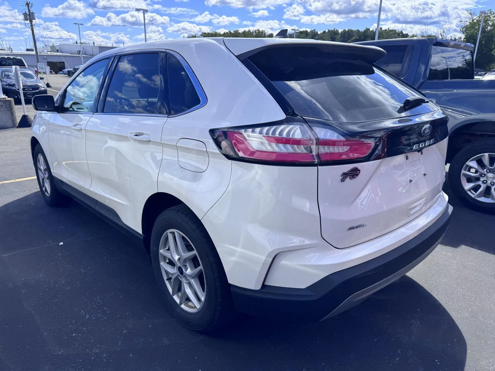Used 2024 Star White Metallic Tri-Coat Ford SEL image 6