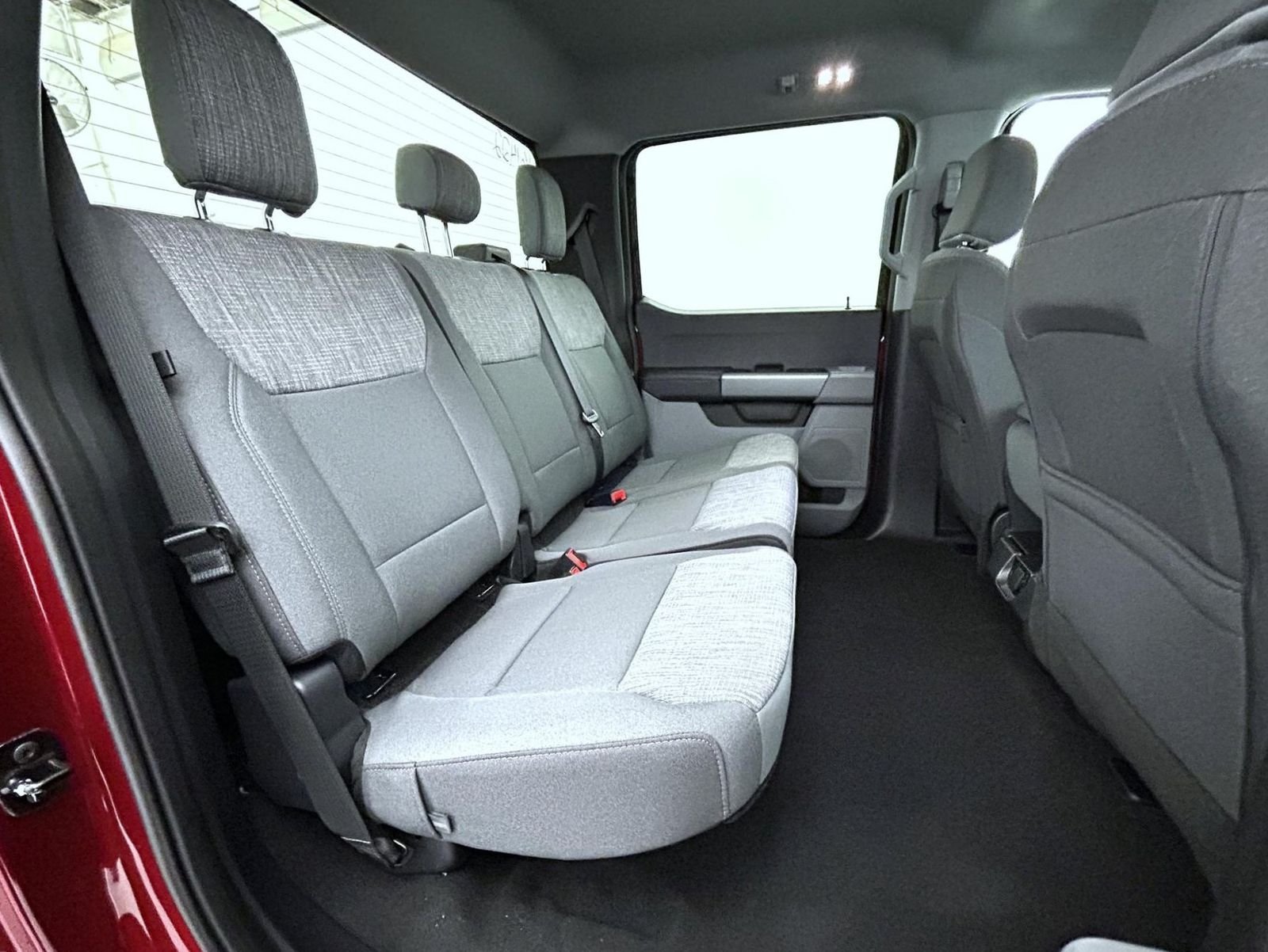 New 2026 Ruby Red Metallic Tinted Clearcoat Ford XLT image 18
