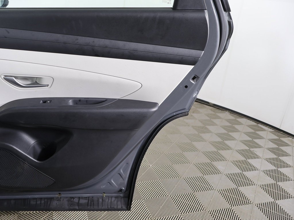 Certified Used 2025 Gray Hyundai SE image 21