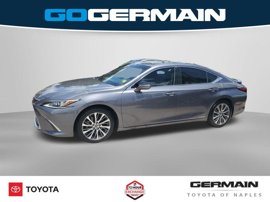 Used 2020 Gray Lexus 300h image 13