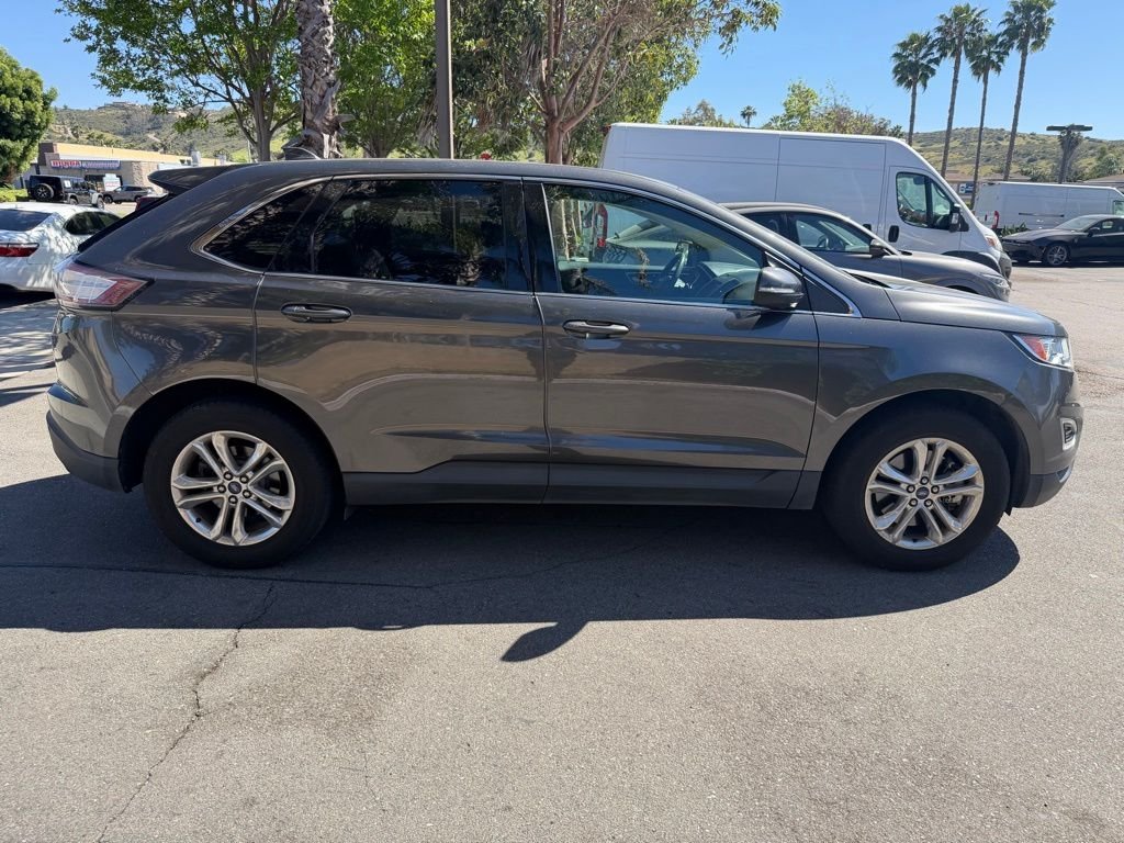 Used 2018 Gray Ford SEL image 11