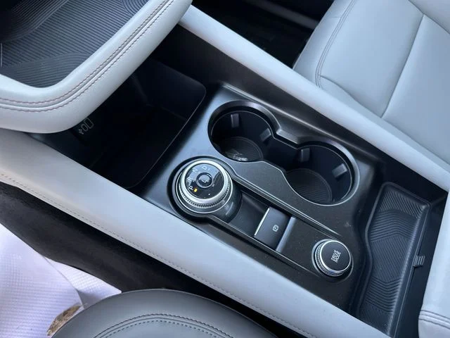 New 2026 Space White Metallic Ford Active image 23