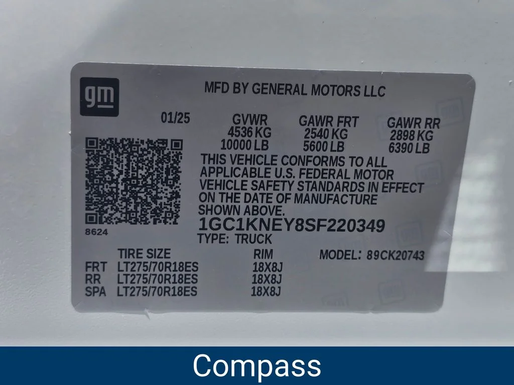 Used 2025 White Chevrolet LT image 50