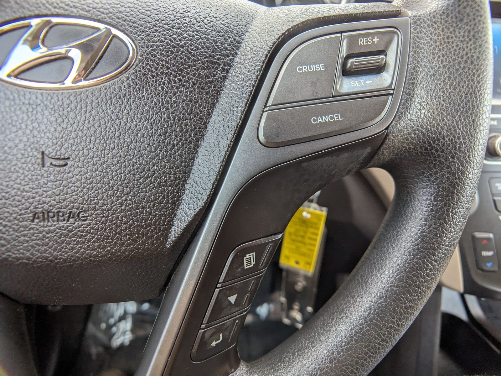 Used 2019 Brown Hyundai SE image 26