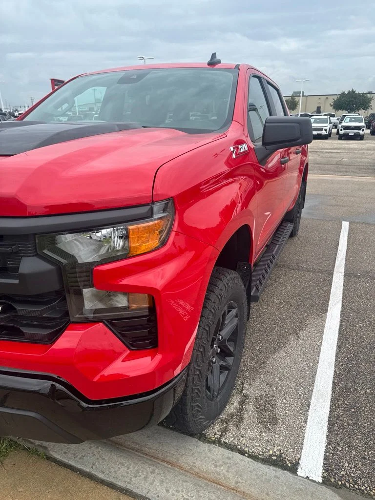 Used 2025 Red Chevrolet Custom Trail Boss image 7