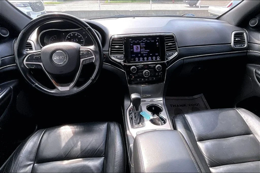 Used 2019 Red Jeep Limited image 14