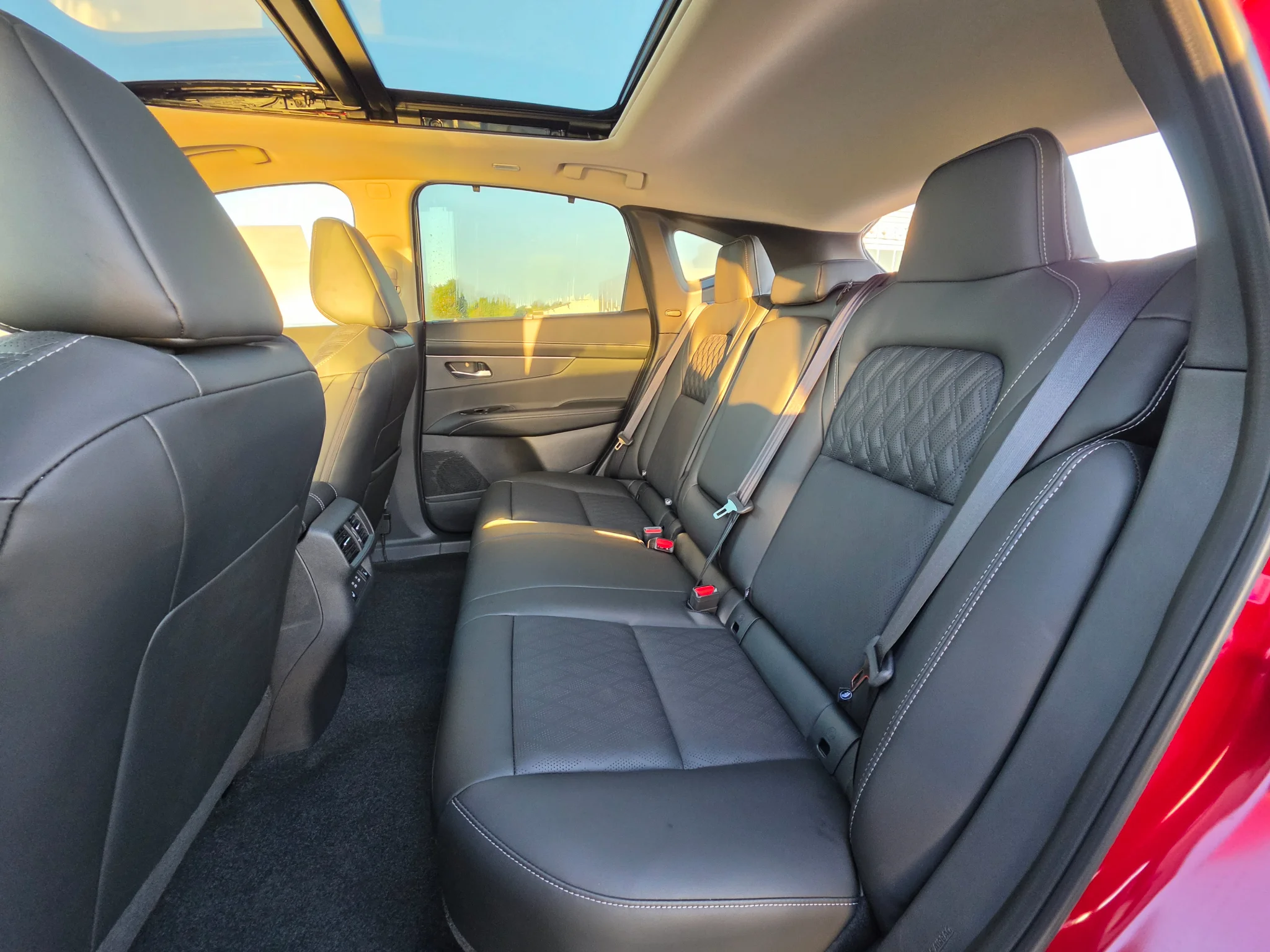 New 2027 Scarlet Ember Tintcoat Nissan Platinum image 25