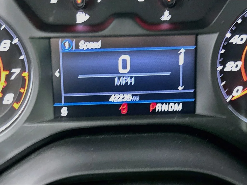 Used 2023 Black Chevrolet 1LT image 13