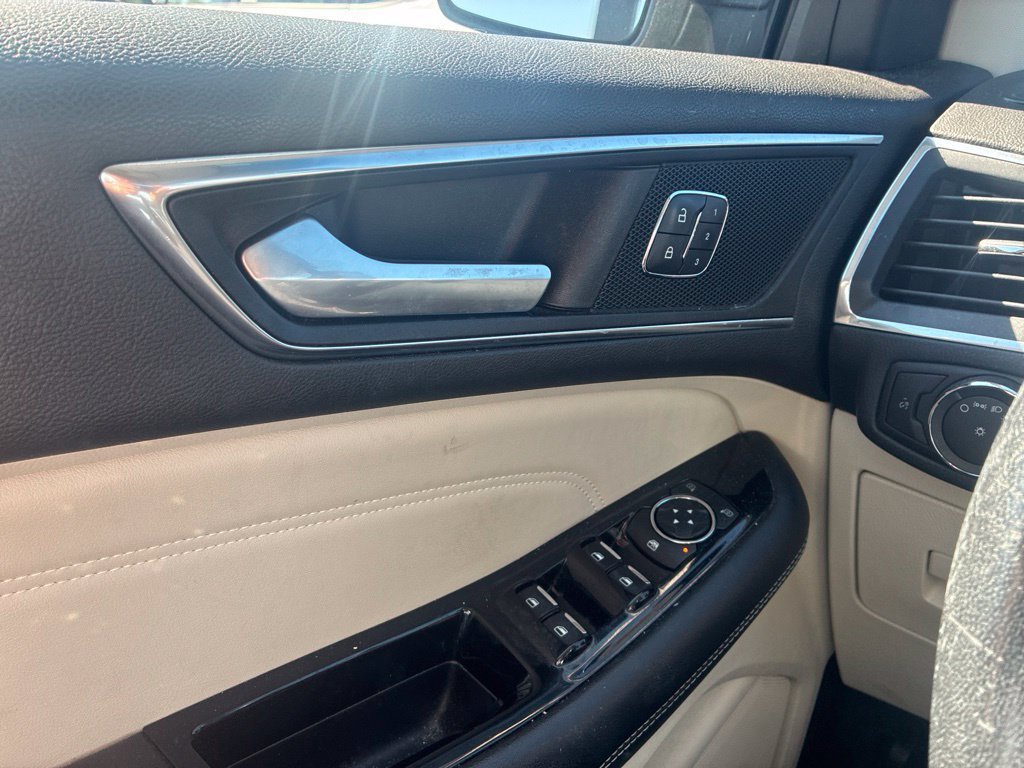 Used 2016 Shadow Black Ford Titanium image 18