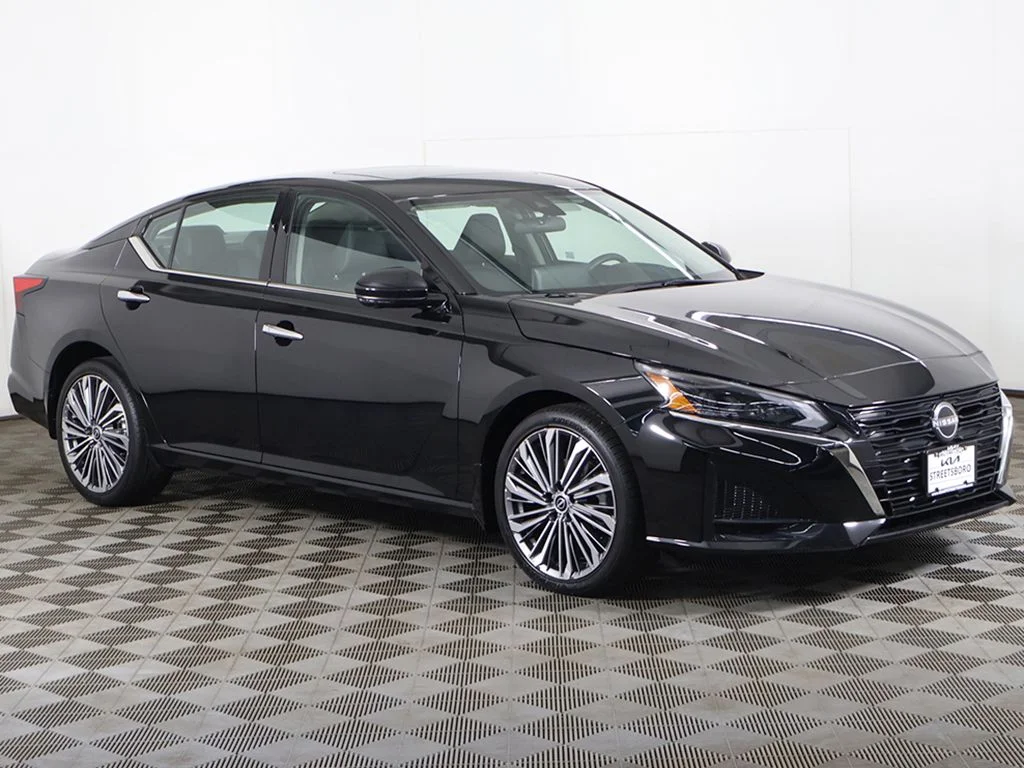 Used 2023 Black Nissan 2.5 SL image 55