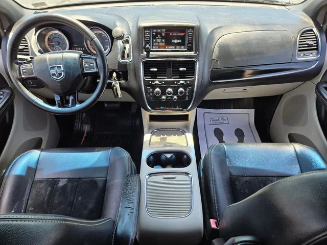 Used 2017 Gray Dodge SXT image 14