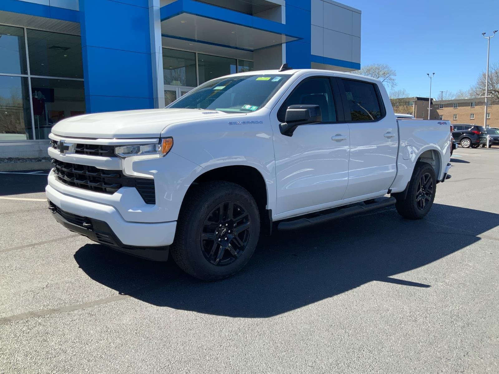 New 2026 Summit White Chevrolet RST image 3