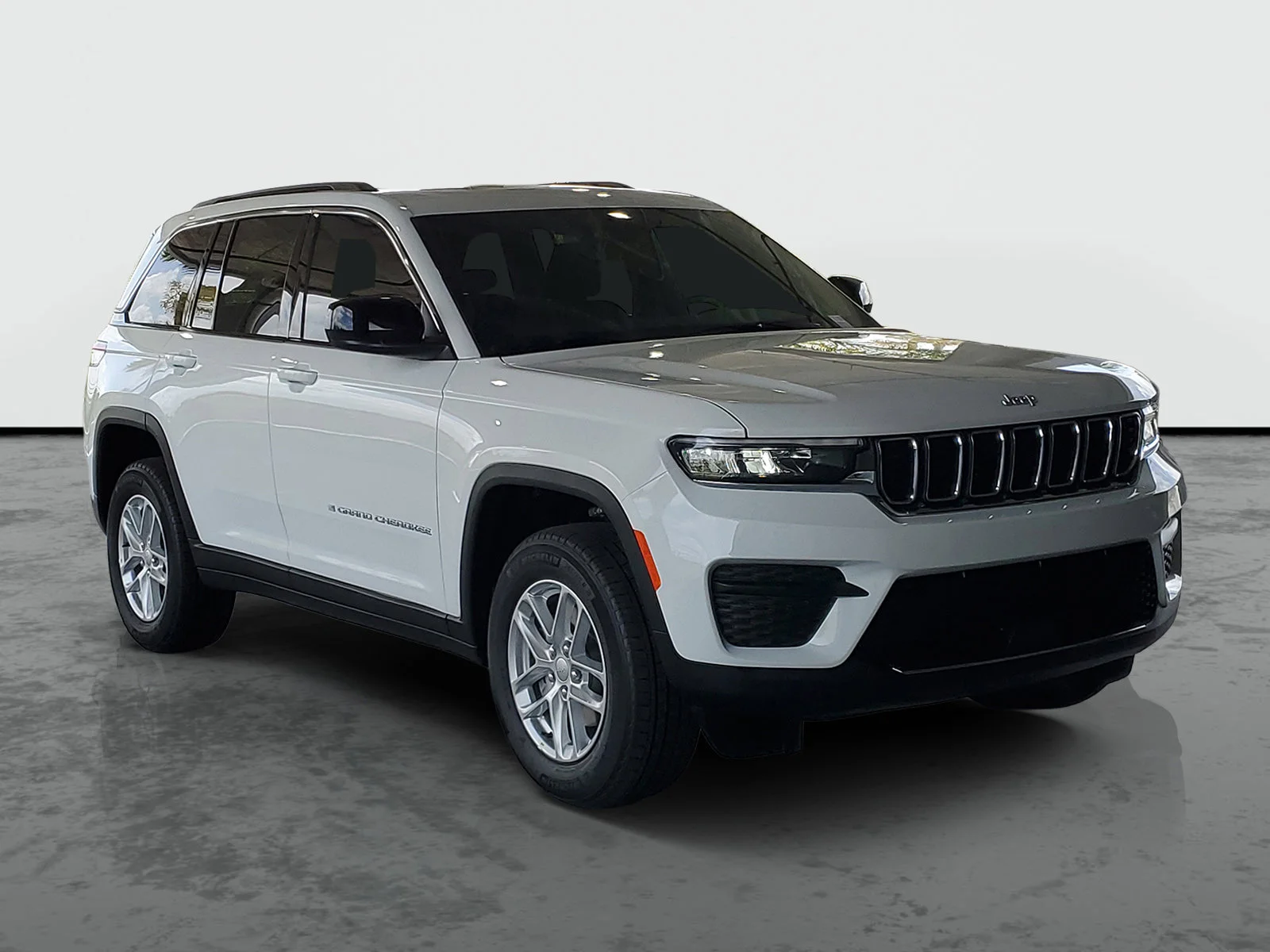 New 2026 Bright White Clearcoat Jeep Laredo X image 1
