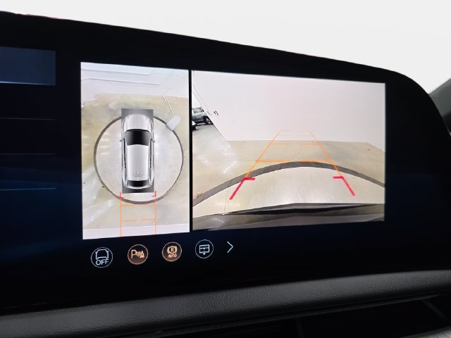 2027 Cadillac OPTIQ Sport - Photo 19