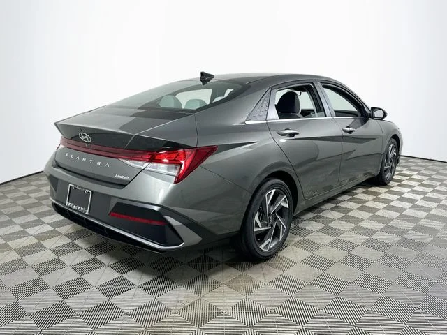 New 2026 Hyundai ELANTRA Limited