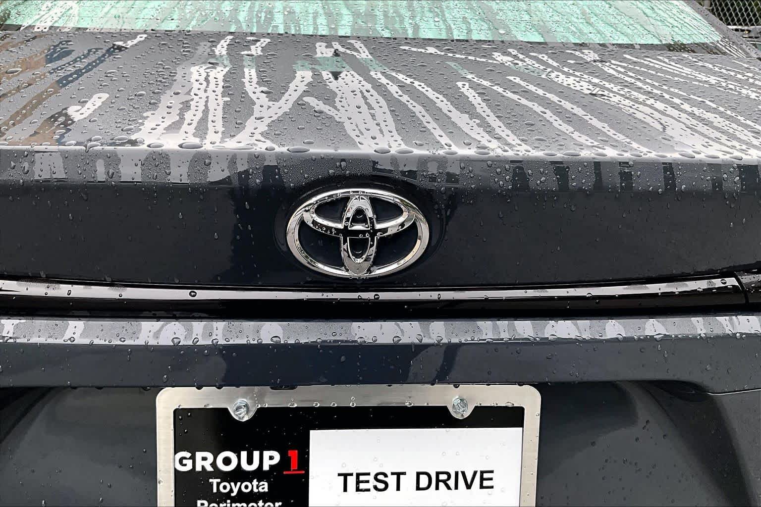 Used 2025 Underground Toyota LE image 31