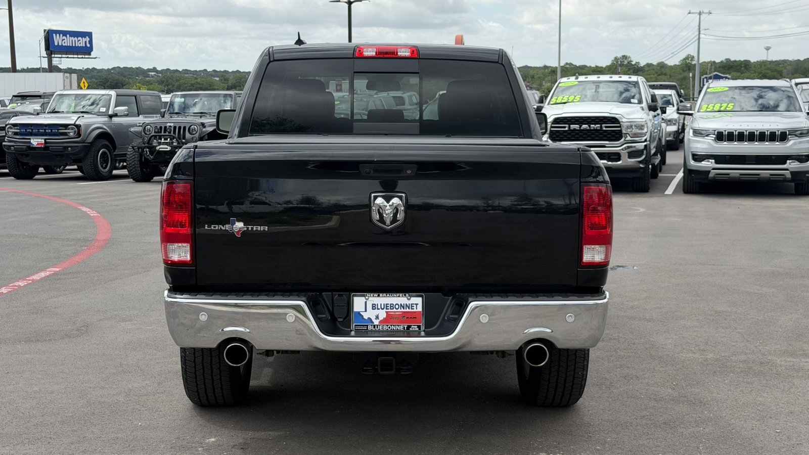 Used 2018 Brilliant Black Crystal Pearlcoat Ram Lone Star Silver image 6