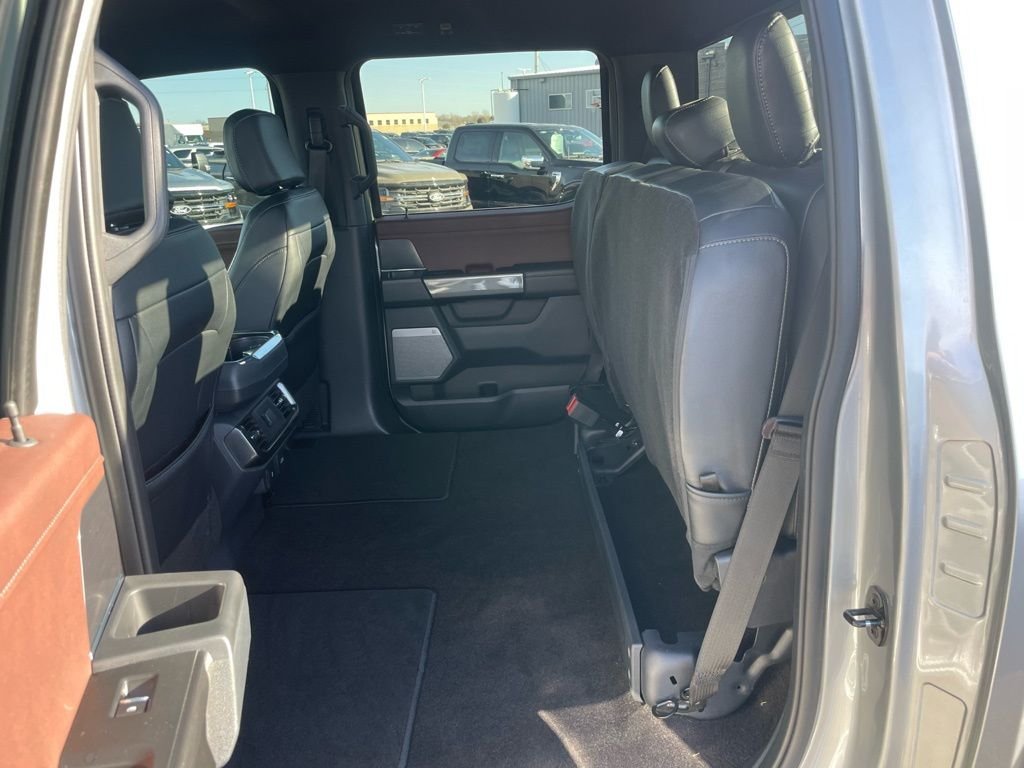 Used 2022 Silver Ford Lariat image 58