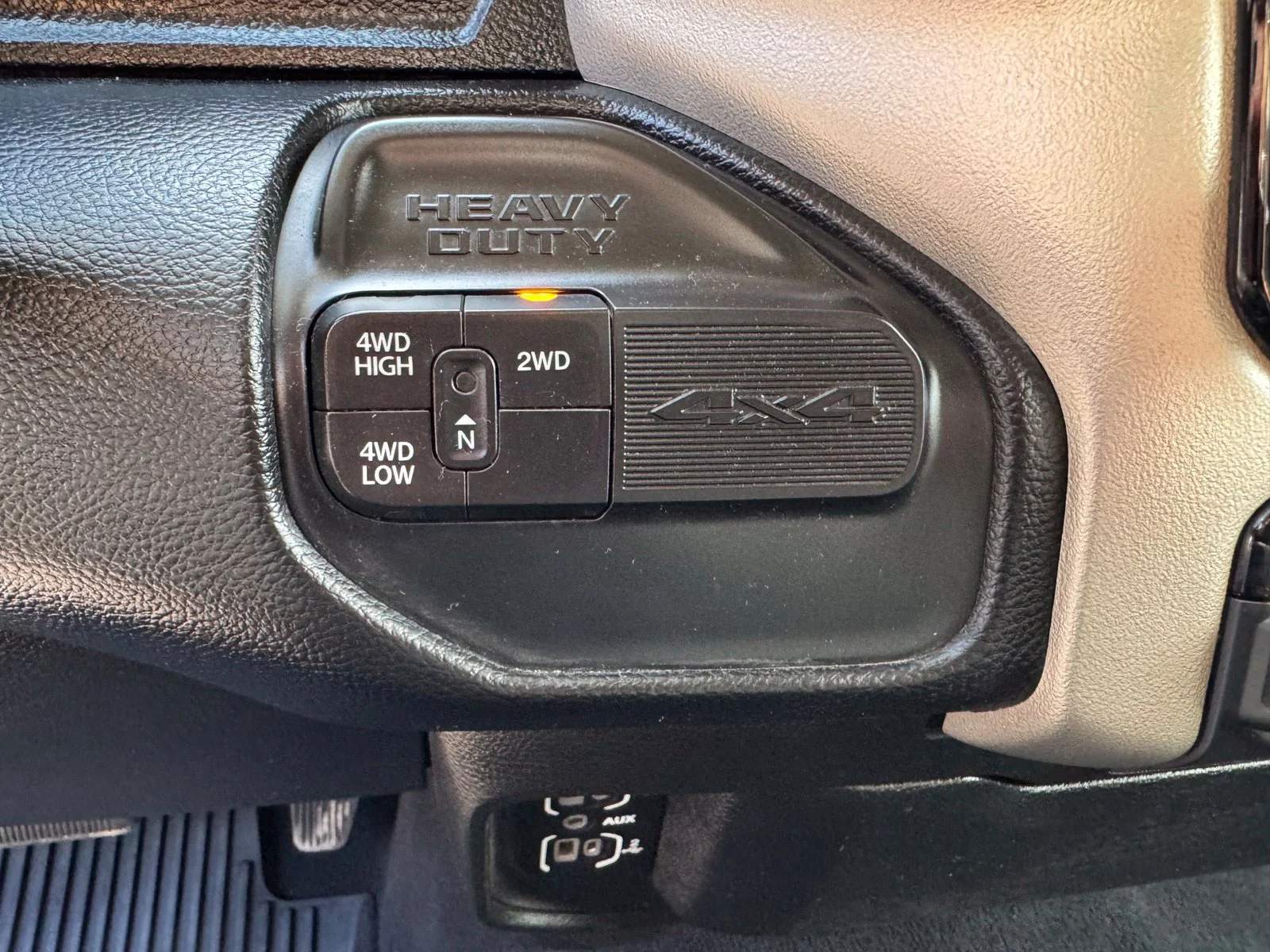 Used 2020 Black Ram Laramie image 22