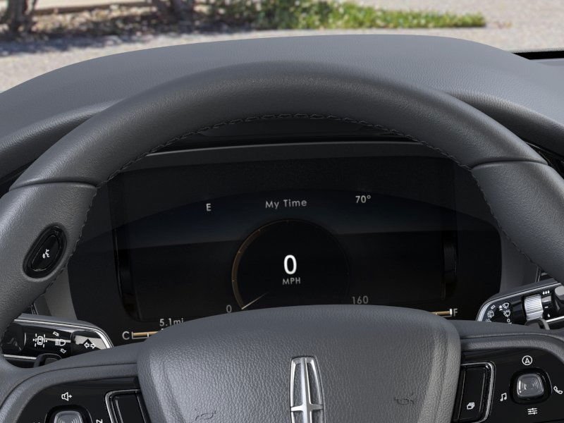 New 2025 Pristine White Lincoln Grand Touring image 41
