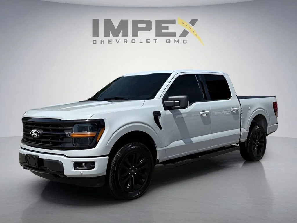 Used 2024 Gray Ford XLT image 1