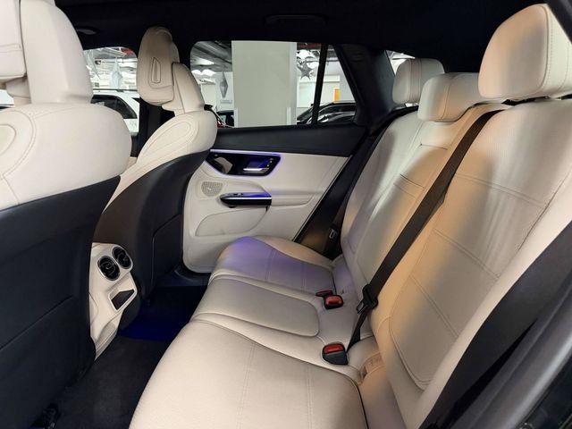 Used 2024 Black Mercedes-Benz GLC 300 image 10