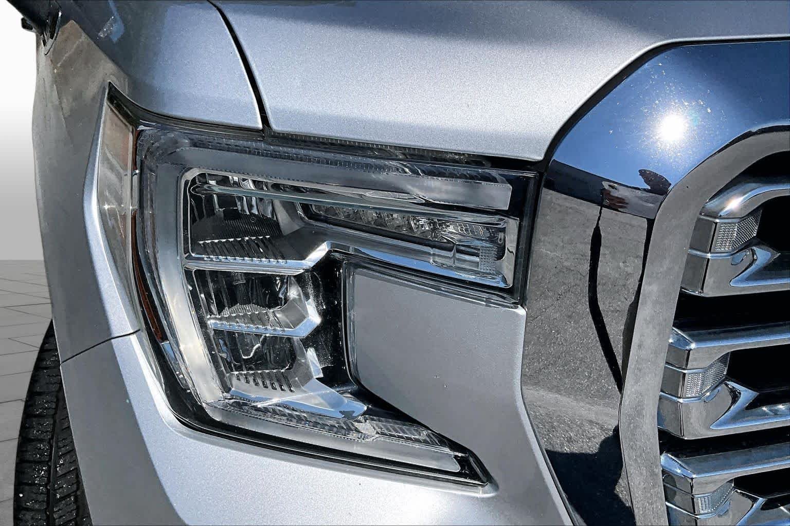 Used 2019 Quicksilver Metallic GMC SLT image 25