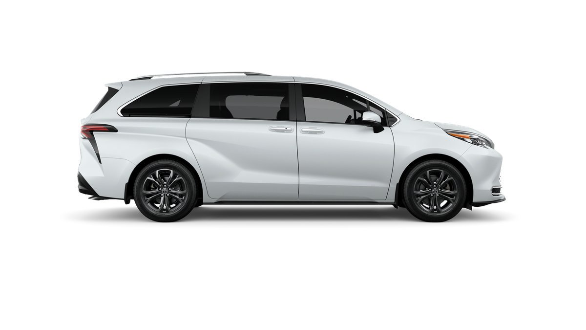 New 2026 Wind Chill Pearl Toyota Platinum image 34