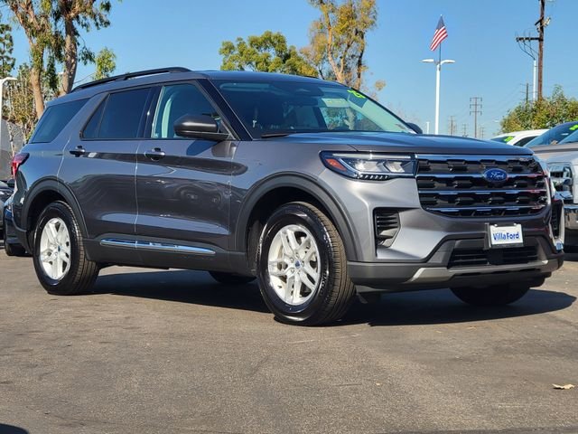 Used 2025 Carbonized Gray Metallic Ford Active image 32
