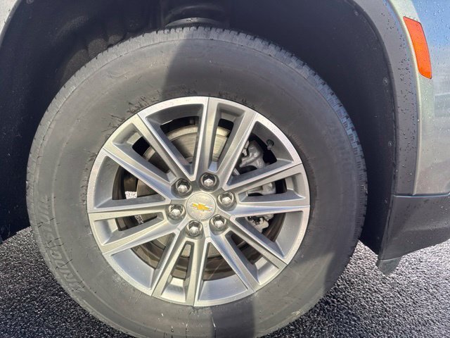Used 2022 Gray Chevrolet LT image 4
