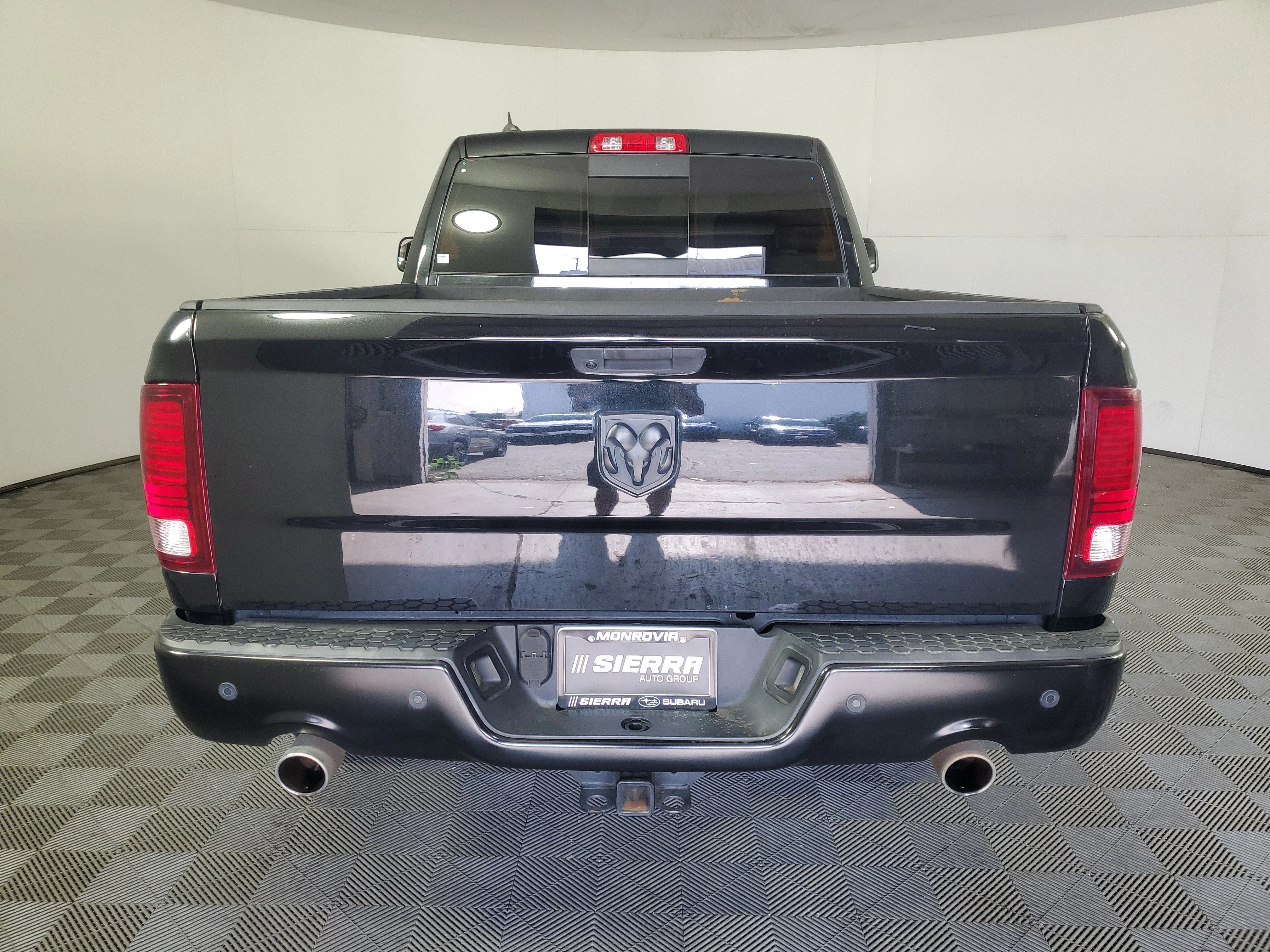 Used 2021 Diamond Black Crystal Pearlcoat Ram Warlock image 5