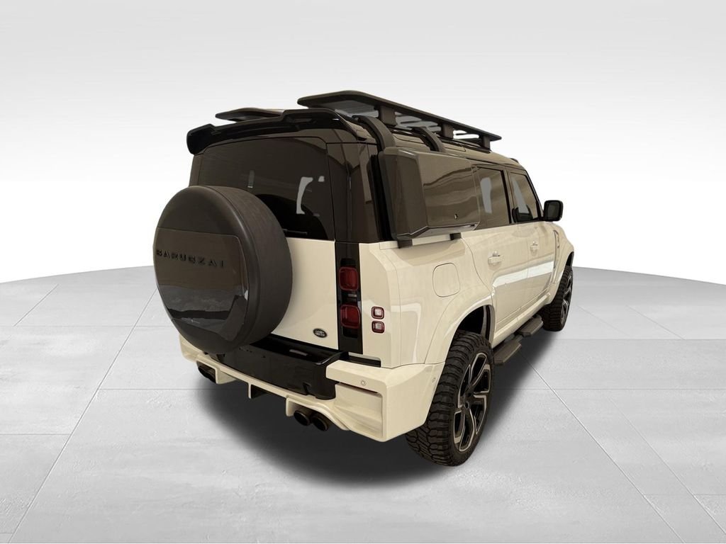 Used 2022 Fuji White Land Rover S image 6