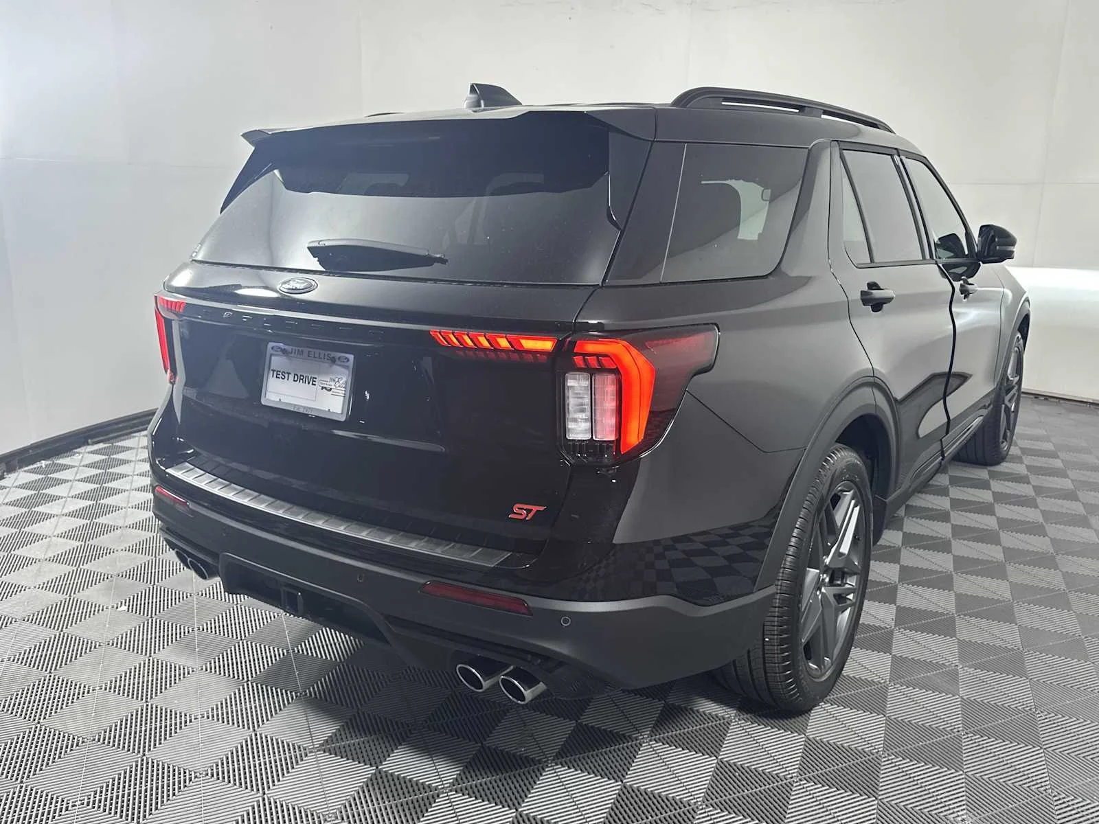 New 2026 Agate Black Metallic Ford ST image 8