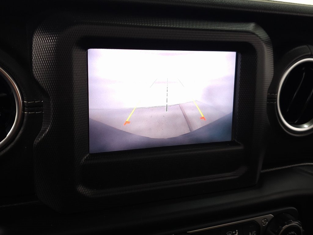 2020 JEEP WRANGLER - Image 24