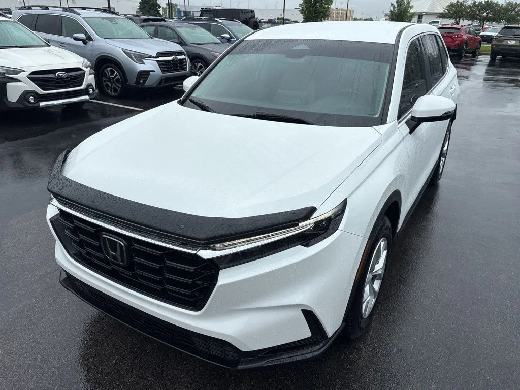 Used 2023 White Honda LX image 6