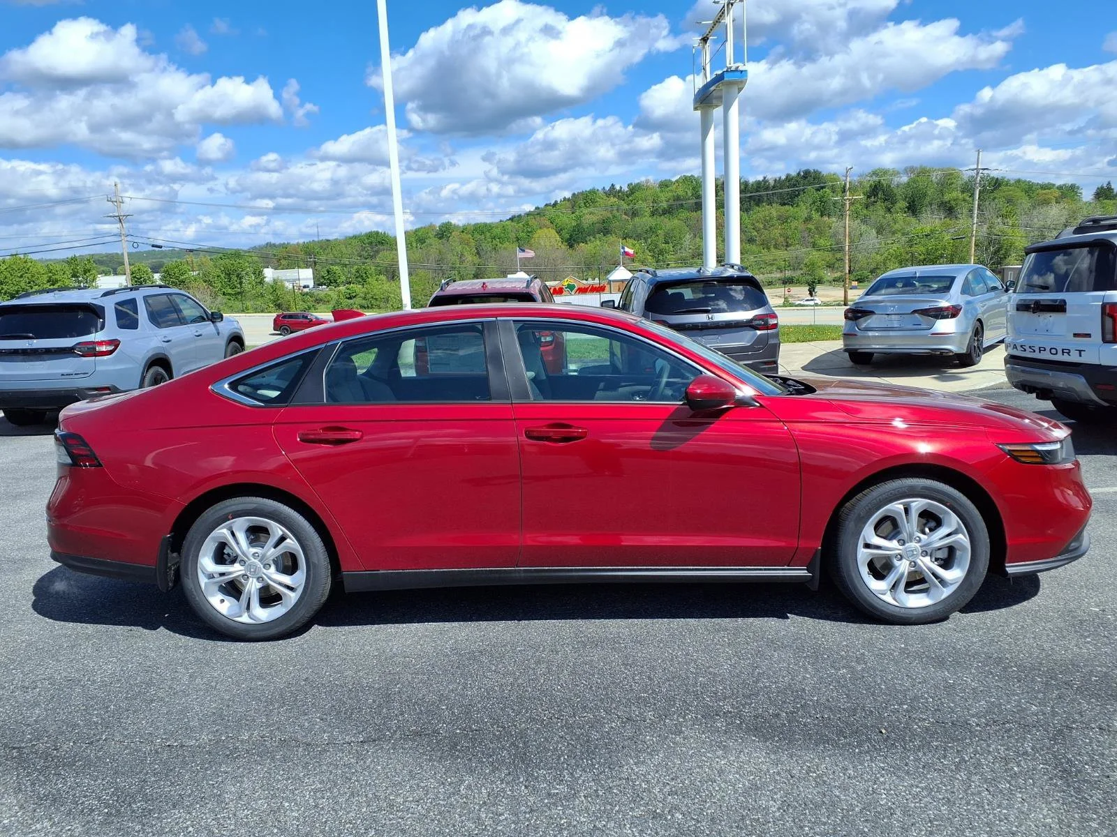 New 2026 RADIANT RED METALLIC Honda LX image 2