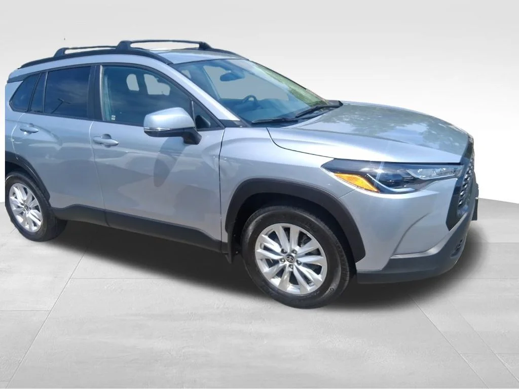 Used 2024 Silver Toyota LE image 7