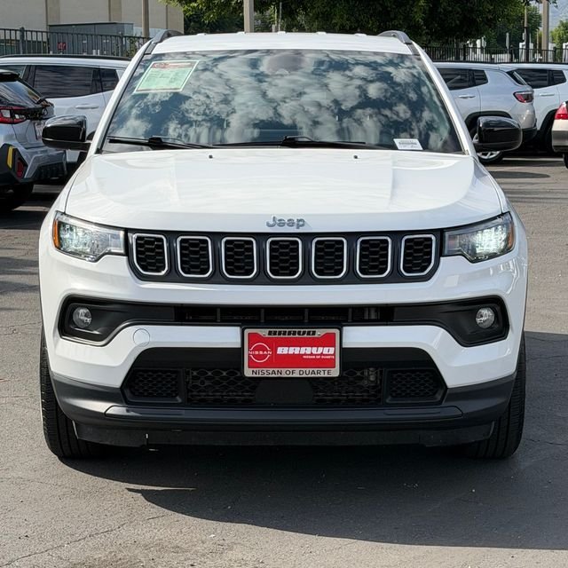 Used 2024 White Jeep Latitude image 2
