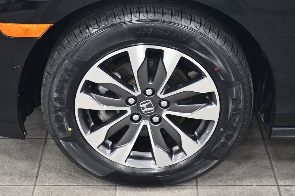 2023 Honda Odyssey EX-L - Photo 14